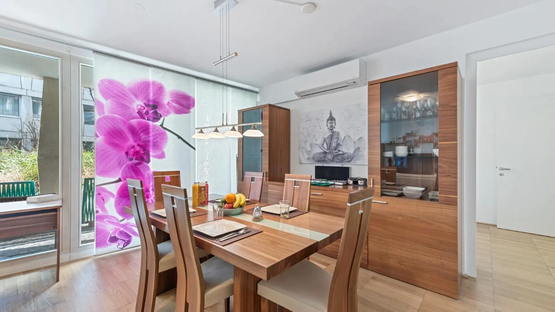 2-Zimmer Wohnung, Im Zentrum, Garage, Terrasse Vienna